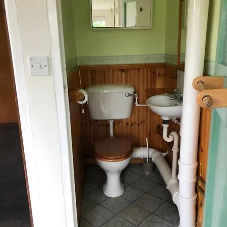 Conveniently Situated Three Bedroom Townhouse Casa vacanze *